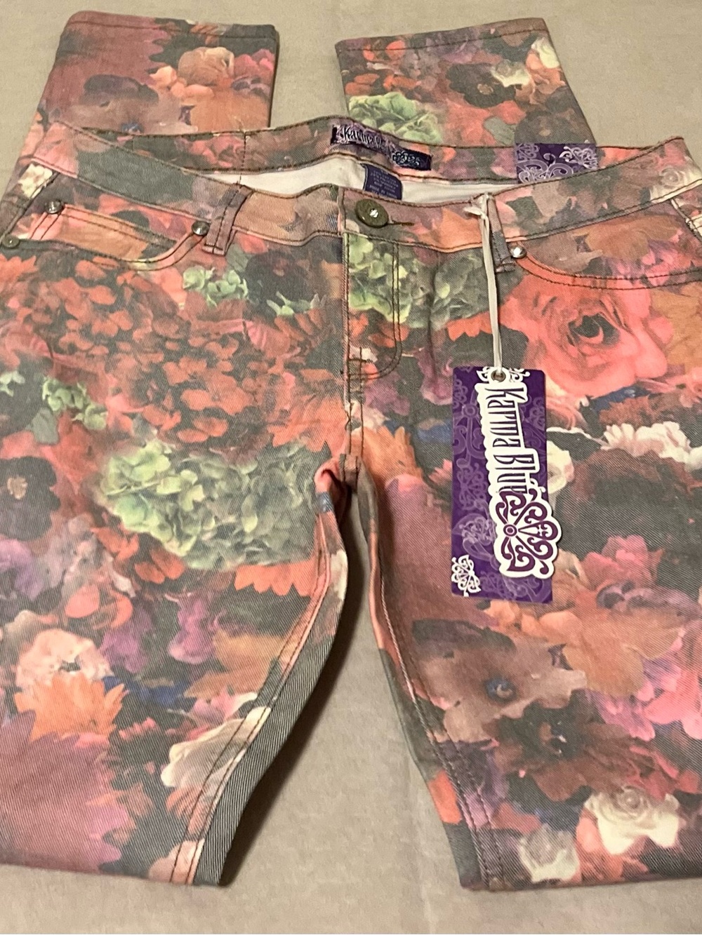 Karma Blue Women’s Size 13 Pink Multicolor Floral Stretch Jeans NWT - Picture 12 of 16